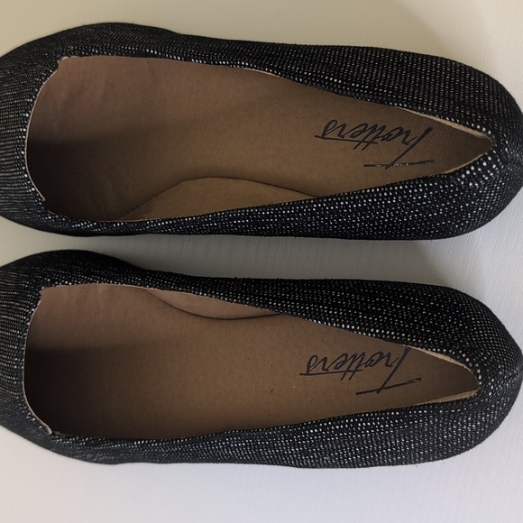 Trotters Size 7 Harlowe In Black Microdots, NEW - Picture 6 of 13